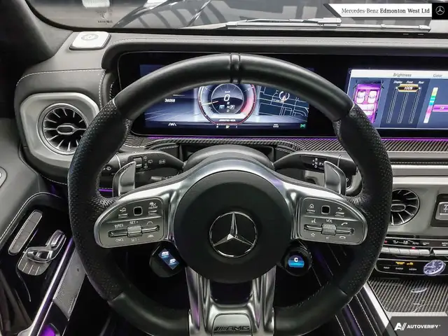 2022 Mercedes-Benz G AMG G 63 4MATIC SUV - Low Kms - Exclusive P in Cars & Trucks in Edmonton - Image 16