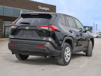 *Heated Seats, Apple CarPlay, Android Auto, Blind Spot Monitoring, Lane Keep Assist! * Radical desig... (image 5)