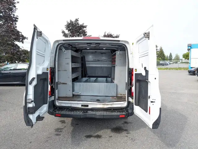 2019 Ford Transit-150 dans Autos et camions dans Ottawa - Image 15