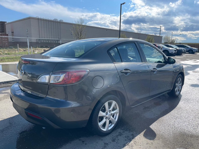 2011 Mazda Mazda3 MANUAL :: NO REPORTED ACCIDENTS in Cars & Trucks in Calgary - Image 4