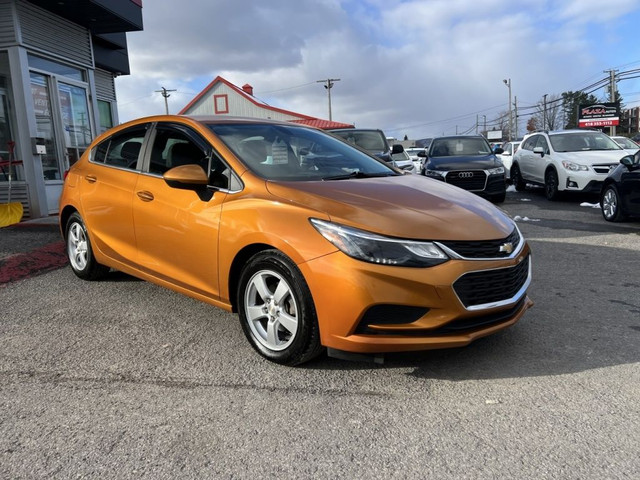 2017 Chevrolet Cruze LT in Cars & Trucks in Québec City - Image 3