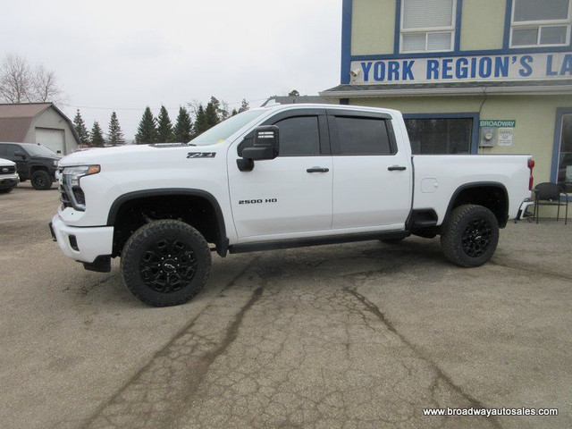 2024 Chevrolet Silverado 2500 3/4 TON Z71-LTZ-MODEL 5 PASSENGER  in Cars & Trucks in Markham / York Region - Image 4