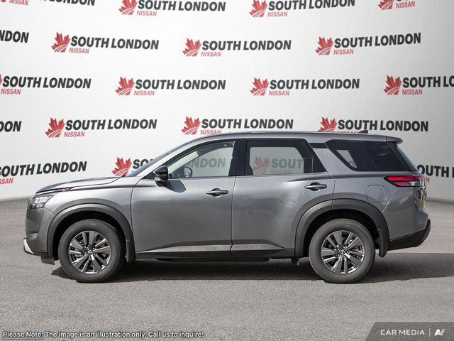 2025 Nissan Pathfinder in Cars & Trucks in London - Image 3