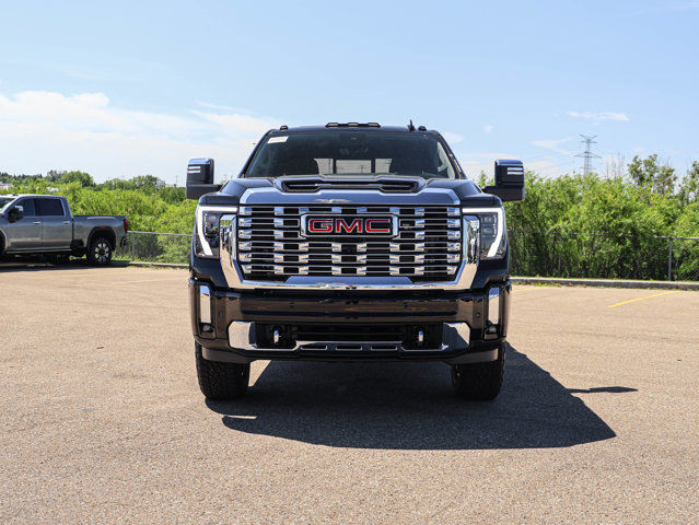 2025 GMC Sierra 3500HD Denali in Cars & Trucks in Strathcona County - Image 3