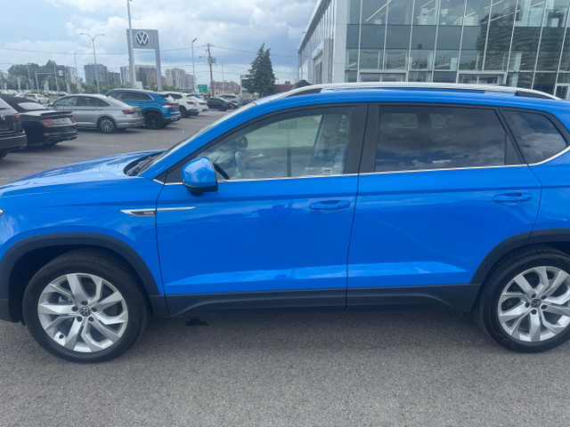 2022 Volkswagen Taos Comfortline toit * mags * 4motion in Cars & Trucks in Laval / North Shore - Image 4