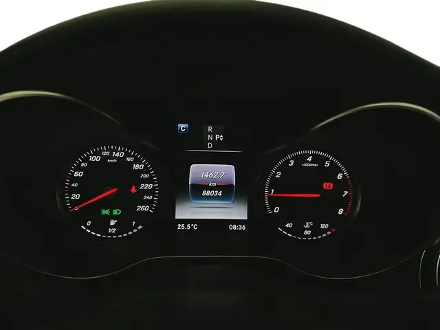 2016 Mercedes-Benz C-Class C 300 4matic Toit pano Cuir Camera Cr in Cars & Trucks in Laval / North Shore - Image 29
