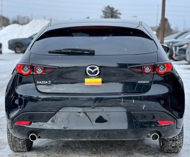 2019 Mazda Mazda3 Sport GS Auto FWD / 2 sets of tires in Cars & Trucks in Ottawa - Image 4