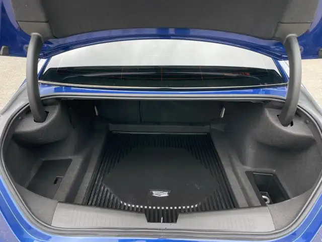 2025 Cadillac CT4 in Cars & Trucks in Oakville / Halton Region - Image 14