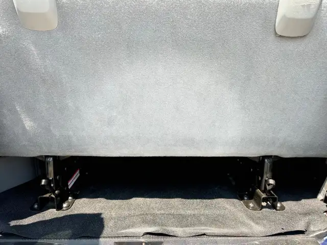 2014 Ford Econoline Wagon 15 Passenger in Cars & Trucks in Oakville / Halton Region - Image 20