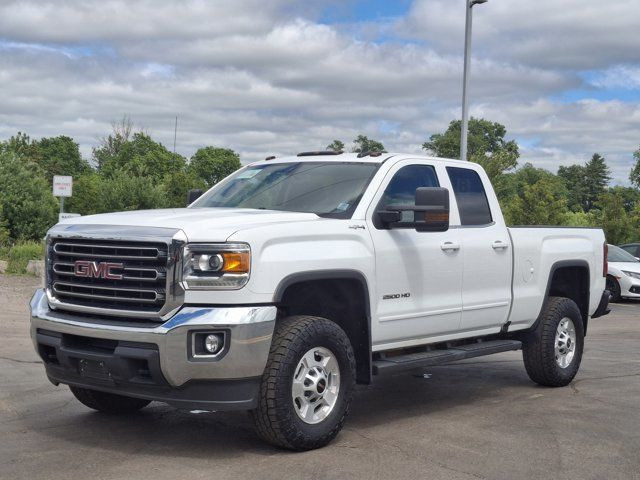 2019 GMC Sierra 2500HD SLE 4WD | Power Seat | Heated Seats in Cars & Trucks in Guelph