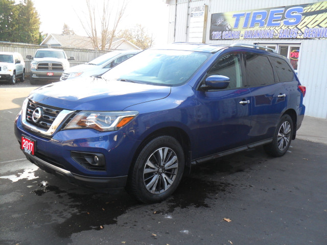 2017 Nissan Pathfinder|7 PASSANGER|BACK UP CAMREA|CERTIFIED|163K in Cars & Trucks in Kitchener / Waterloo - Image 4