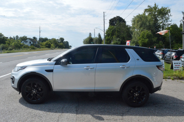 2017 Land Rover Discovery Sport Sport in Cars & Trucks in Markham / York Region - Image 2