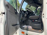 2019 INTERNATIONAL LT625;Heavy Duty Trucks - CONVENTIONAL W/O SLEEPER Penske Location 79 ENTERPRISE... (image 8)