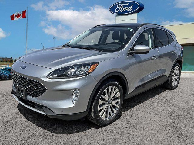 2022 Ford Escape Titanium Hybrid in Cars & Trucks in Kitchener / Waterloo - Image 2