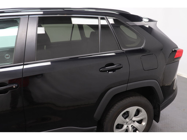 2019 Toyota RAV4 LE FWD, ASSISTANCE CONDUITE, CARPLAY, SIEGES CH in Cars & Trucks in Longueuil / South Shore - Image 4
