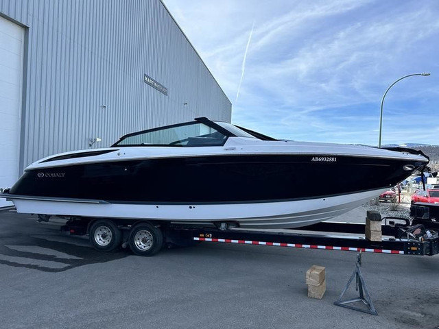 2019 Cobalt Boats A36 in Powerboats & Motorboats in Saskatoon