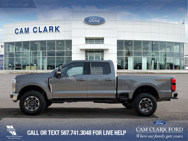 2023 Ford F-350 Lariat TREMOR | 7.3L GAS JOB | UPFITTER SWITC... in Cars & Trucks in Red Deer - Image 4