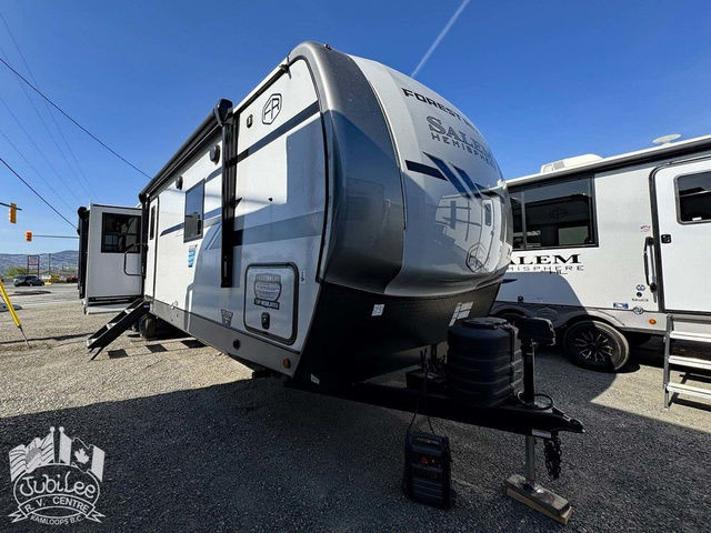 2025 Forest River 308RL in Travel Trailers & Campers in Kamloops - Image 2