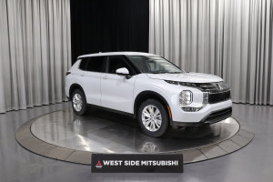 2025 Mitsubishi Outlander ES