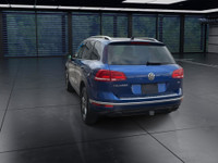 One Owner l Navigation System l Heated/Cooling Leather Seats l Heated Steering Wheel l Garage Opener... (image 6)