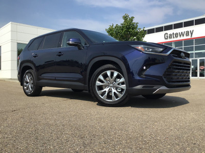 2024 Toyota Grand Highlander Limited TEST DRIVE UNIT - NOT FO...
