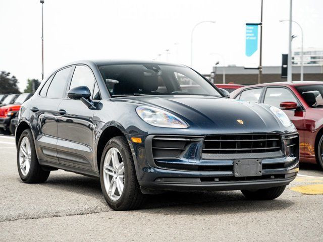 2023 Porsche Macan AWD Navi Lane Change Assist Heated Seats in Cars & Trucks in City of Toronto - Image 4