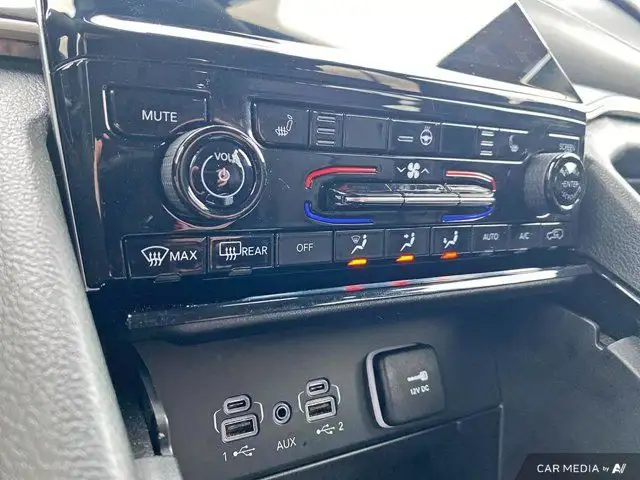 2023 Jeep Grand Cherokee Limited | 4x4 | Heated Seats in Cars & Trucks in Tricities/Pitt/Maple - Image 27