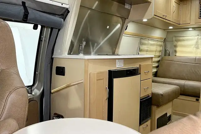 2012 Pleasure-Way Excel TS – Pre-Owned Class B Motorhome. in RVs & Motorhomes in Red Deer - Image 24