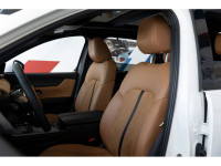 2024 Mazda CX-90 Signature AWD 8-Speed Automatic I6 EXTERIOR - RHODIUM WHITE METALLIC INTERIOR - WIN... (image 8)