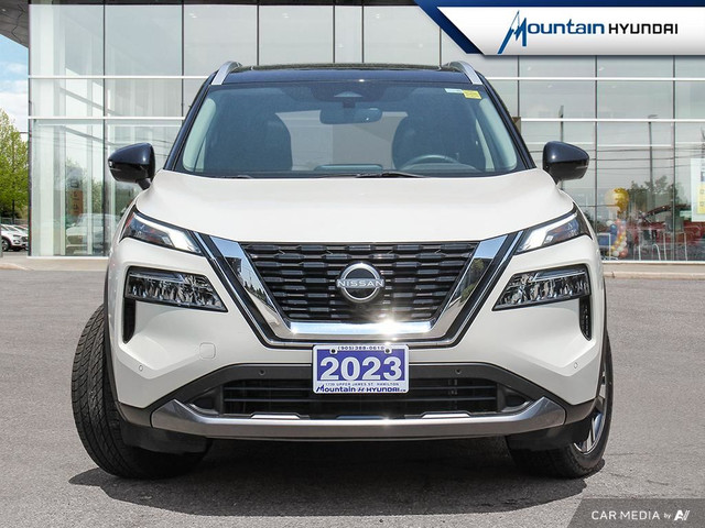 2023 NISSAN ROGUE SL AWD in Cars & Trucks in Hamilton - Image 2