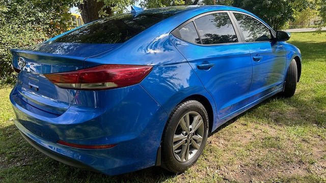 2017 Hyundai Elantra GL in Cars & Trucks in Oakville / Halton Region - Image 4