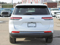 4x4, 3.6L V6, Heated Seats/Steering Wheel, Blind-Spot Monitoring w/Rear Cross-Path Detection, Adapti... (image 4)