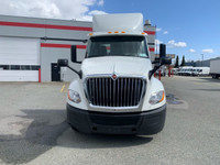 Ryder Stock ID: 239939 Transmission Type/Speed: Auto 13 Engine: DIESEL X15 GHG'17 450/1800 Horse Pow... (image 1)