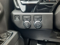 Engine: 5.3L 8cyl. L/100Km City: 0.0 L/100Km Hwy: 0.0 Safety Equipment Airbags, Dual-stage frontal a... (image 9)
