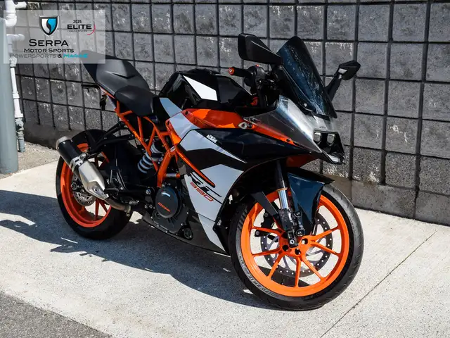 2017 KTM RC 390 in Street, Cruisers & Choppers in Markham / York Region - Image 3