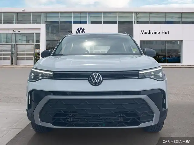 2025 Volkswagen Taos Trendline 4MOTION in Cars & Trucks in Medicine Hat - Image 3