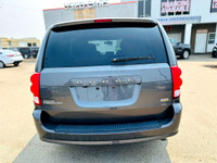 The 2017 Dodge Grand Caravan SXT SE is a popular minivan known for its spacious interior and reliabl... (image 3)