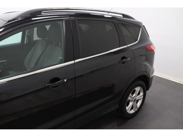 2014 Ford Escape SE, AWD, SIÈGES CHAUFFANTS, BLUETOOTH, CAMERA dans Autos et camions  à Longueuil/Rive Sud - Image 4