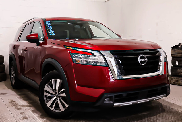 2022 Nissan Pathfinder SL + AWD + TOIT OUVRANT + CARPLAY CAMERAS in Cars & Trucks in Laval / North Shore