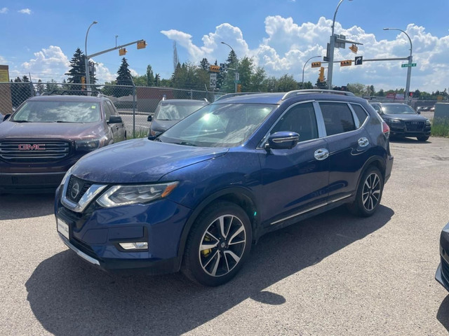 2017 Nissan Rogue Leather / Low mileage only 92xxx kms in Cars & Trucks in Calgary