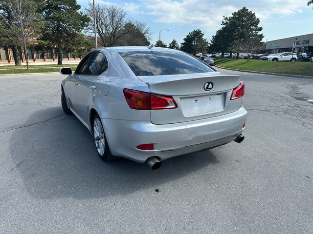 2009 Lexus IS 250 Basic in Cars & Trucks in Oshawa / Durham Region - Image 4