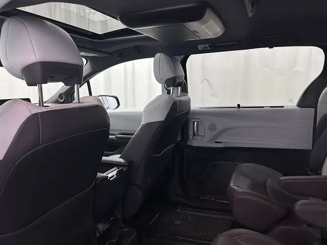 2021 Toyota Sienna AWD XSE TECHNOLOGIE - TOIT OUVRANT - INT. CUI in Cars & Trucks in Québec City - Image 25