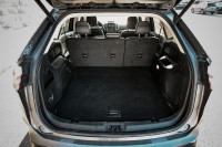 This 2023 Ford Edge is for sale today. This SUV has 76,177 kms. It's grey in colour . It has a 8 spe... (image 7)