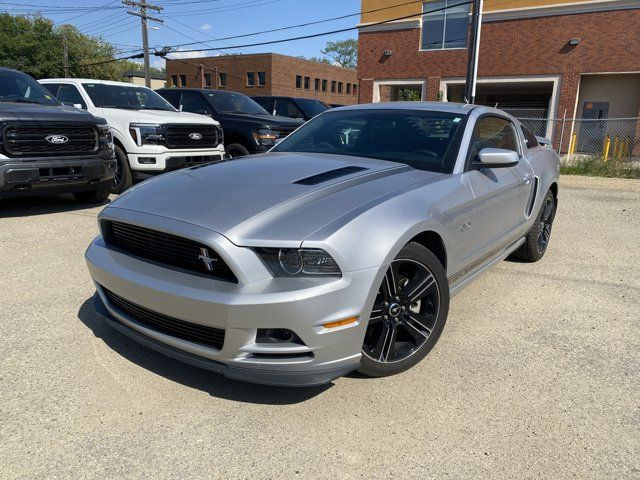 2014 Ford Mustang GT | Heated Seats | Spoiler | Side Scoops in Cars & Trucks in Edmonton - Image 2