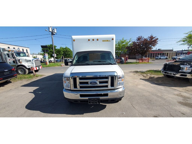 2019 Ford E-450 E-450 - 16Ft - Gas - Ramp - Five To Choose in Cars & Trucks in City of Toronto - Image 3
