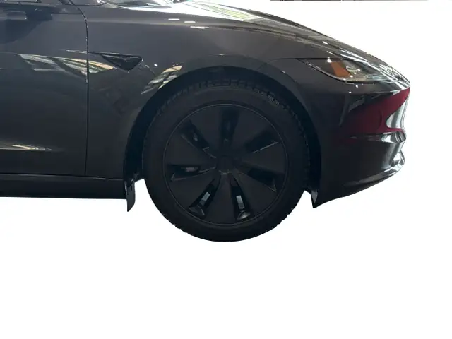 Tesla Model 3 2024 in Cars & Trucks in Markham / York Region - Image 41