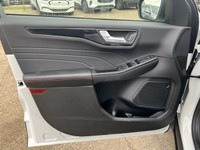 **WE WILL BEAT ANY FORD DEALER IN THE CITY** Get ready to turn heads and elevate your drive with the... (image 4)