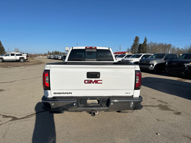 2018 GMC Sierra 1500 SLT in Cars & Trucks in Winnipeg - Image 4