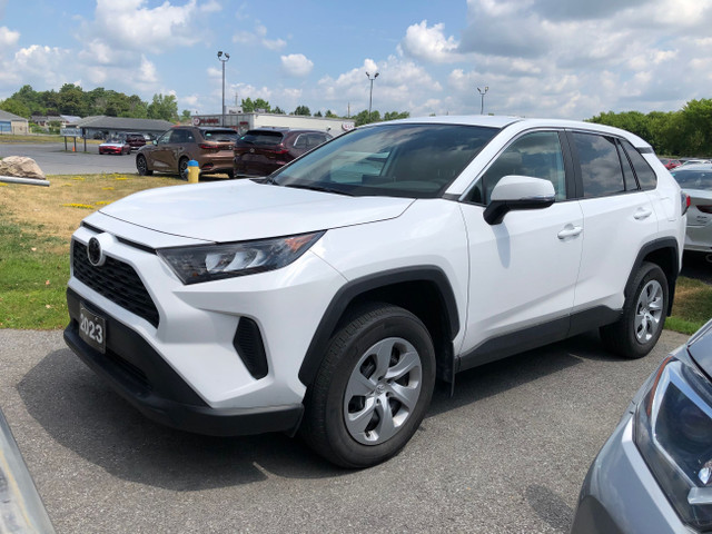 2023 Toyota RAV4 LE AWD LE in Cars & Trucks in Belleville