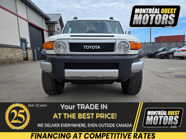 2012 Toyota FJ Cruiser 4X4 / MANUAL Android Auto / Apple Car Pla in Cars & Trucks in West Island - Image 2